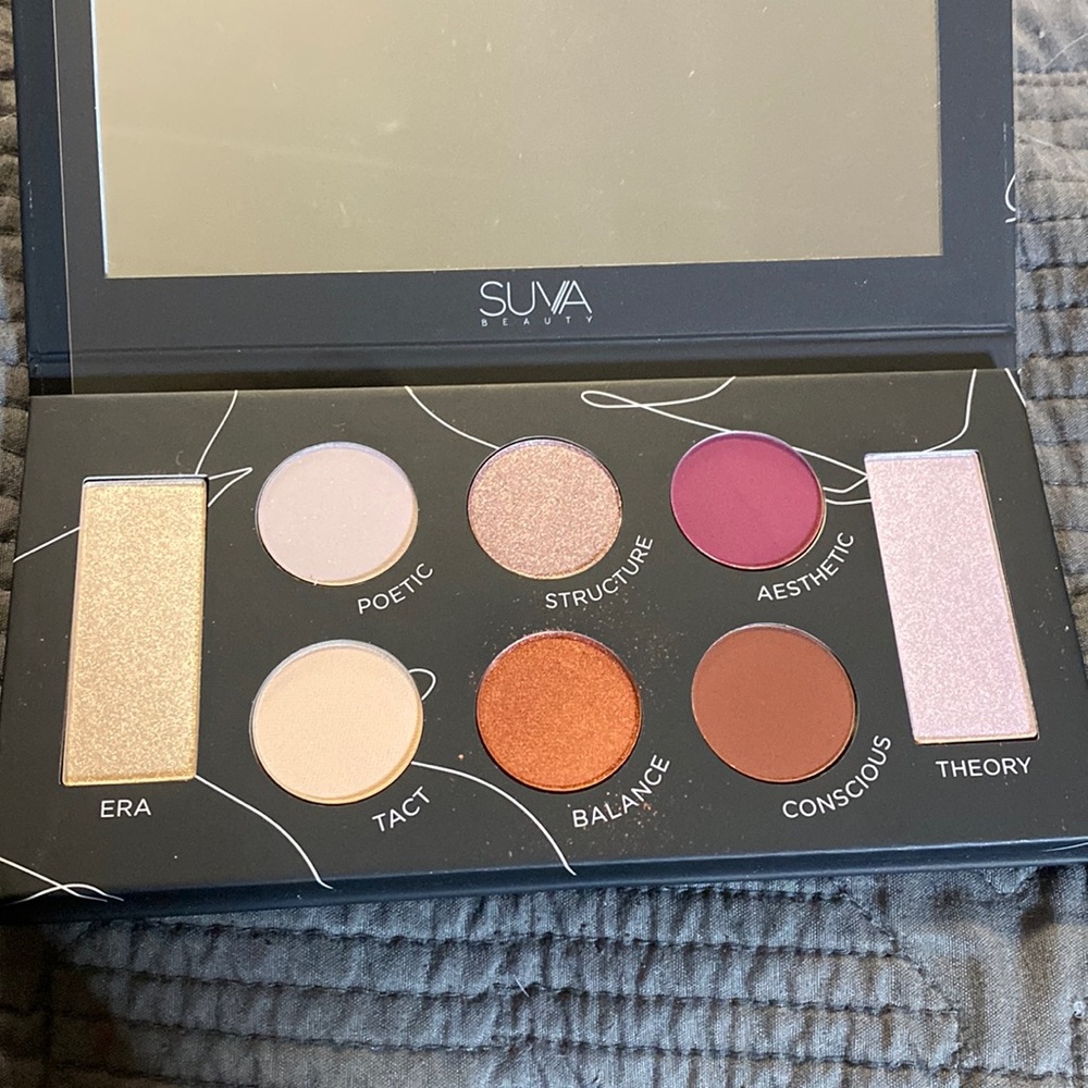 Suva beauty eyeshadow palette